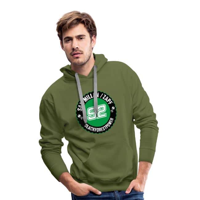 Mann mit Kapuzenpulli - Merchandise Team San Millan / Zapf Blackforestpower #92. Bild aus Spreadshirt.
